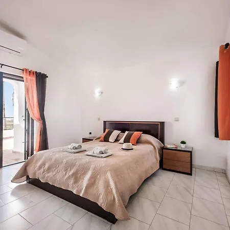 Casa Omar Villa